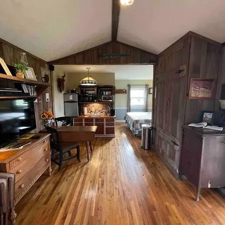 Bourbon Trail Cabin On The Farm Lawrenceburg Exterior photo